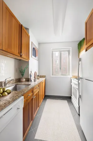 Photo for Stuyvesant Oval