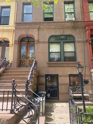 Photo for Lewis Avenue