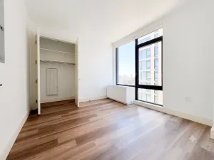 Photo for East 135th Street