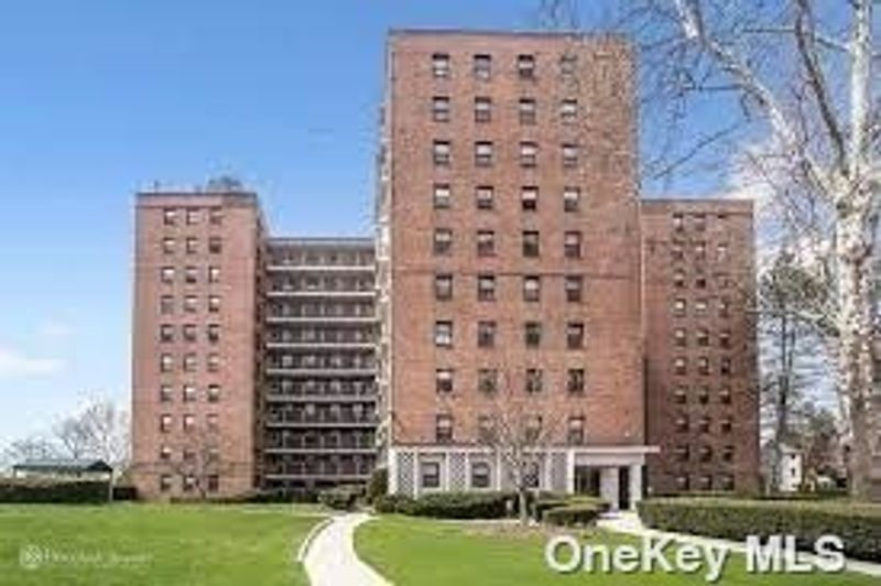 Image for 4901 W Henry Hudson Parkway
