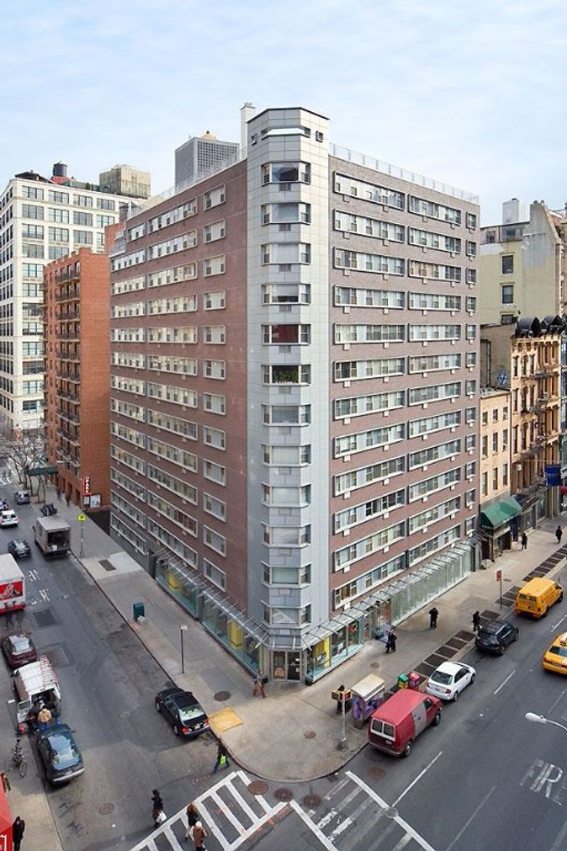 Image for E 12 ST